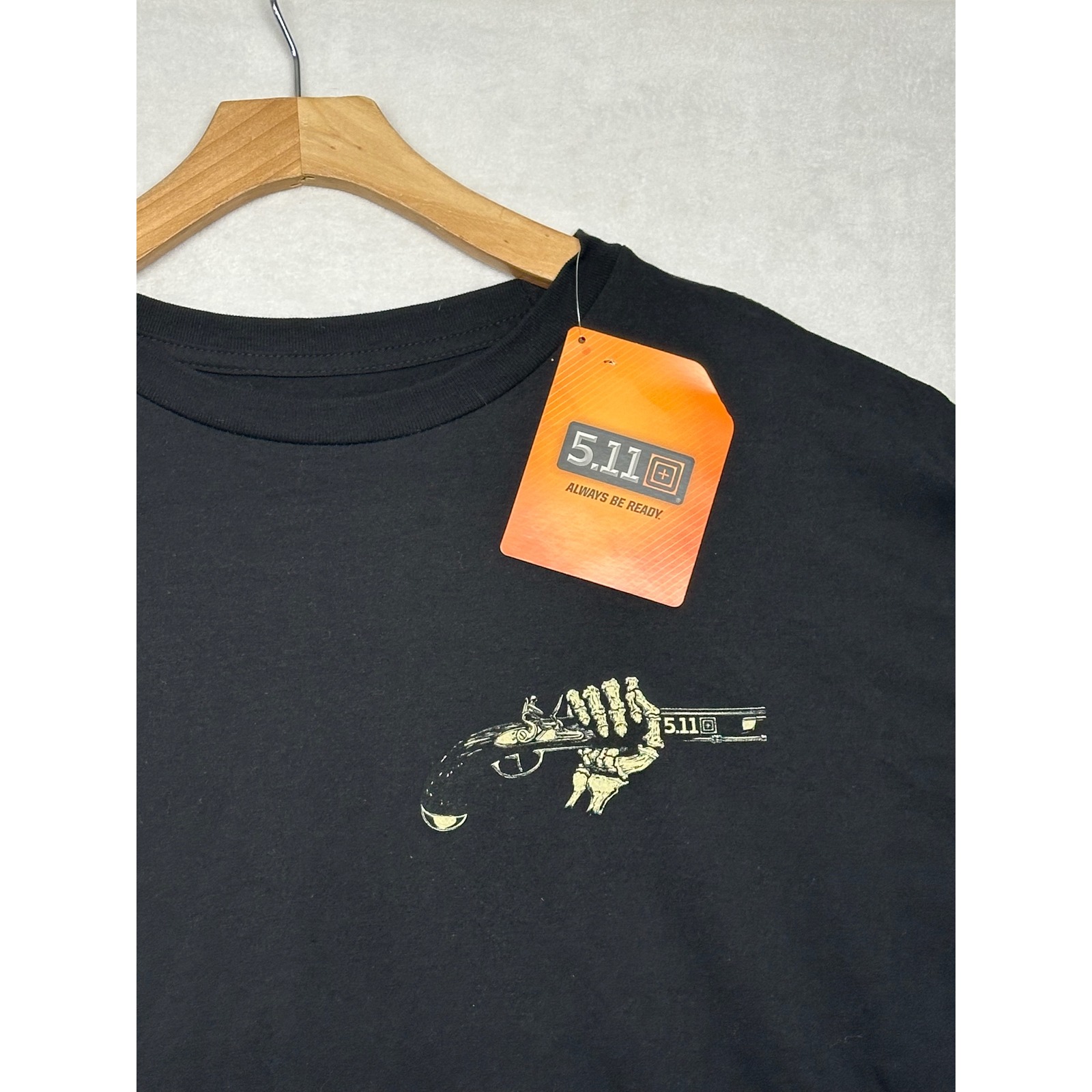 5.11 Tactical Mens 2xl Black Cold Dead Hand Graphic T-Shirt Nwt 100% Cotton
